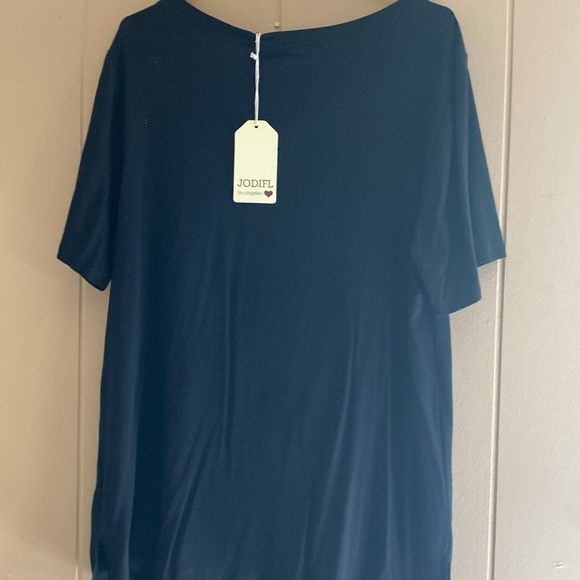 Jodifl lost Angeles medium t shirt black with flower embroidery - Picture 4 of 6